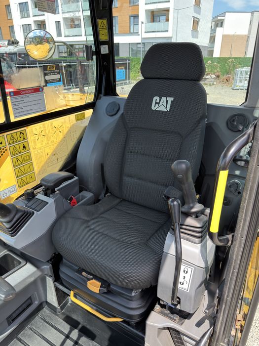 Excavator pe șenile CAT 308 CR an fabricație02/2022 ore 3500 service total făcut