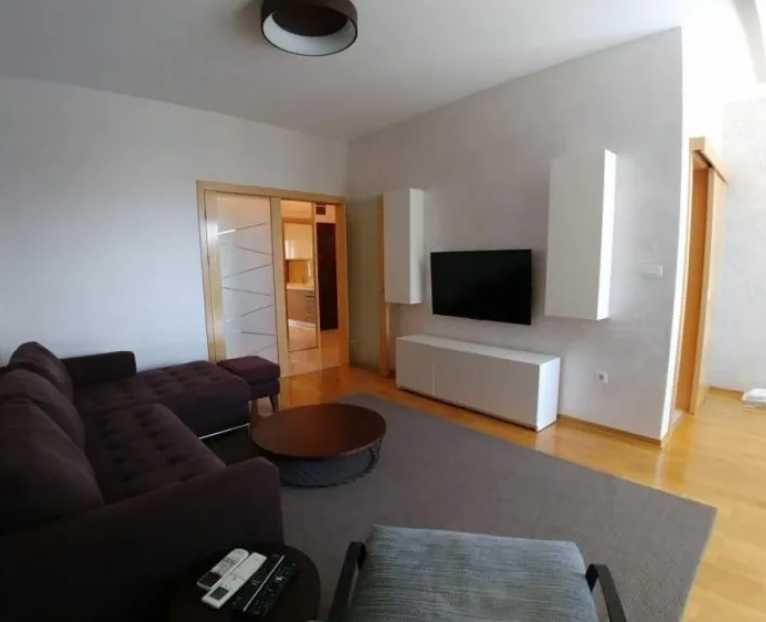 Дава се под наем Двустаен апартамент в Пловдив, Кючук Париж - 48 кв.м за 193.8 € - Снимка #4