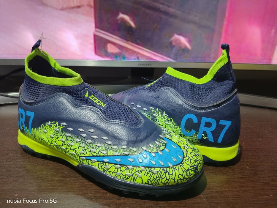 Бутсы для футбола