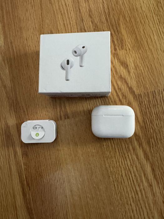 Casti AirPods Pro 3