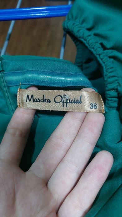 1 marta kiyilgan maktab bitiruv oqshomi uchun.