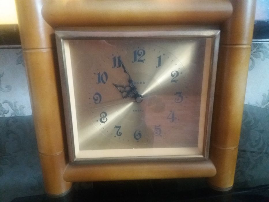 Продам  напольные красивые часы