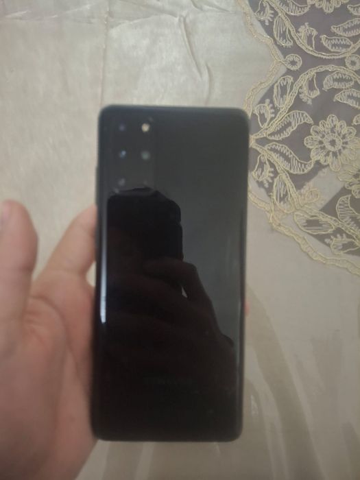 Айфон хс и самсунг с20+