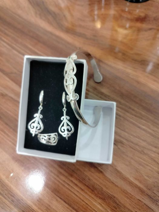 Серьги, можно комплектом