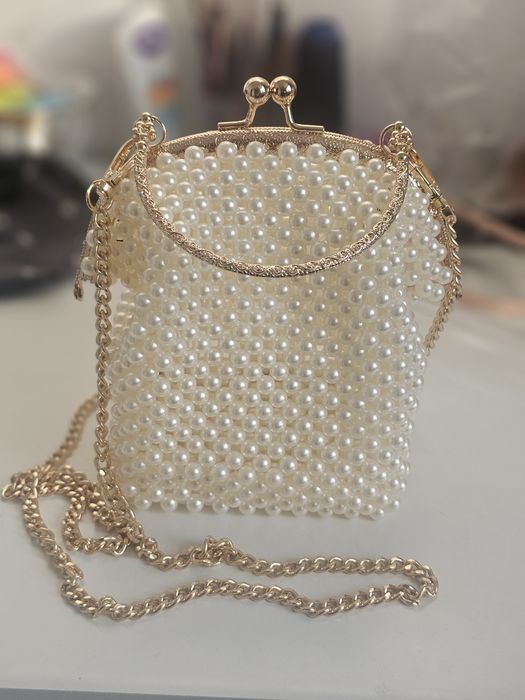 Сумочка из жемчуга