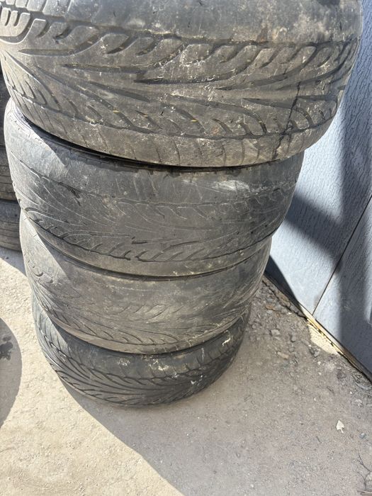 Комлект шин 215/55/16 летооо