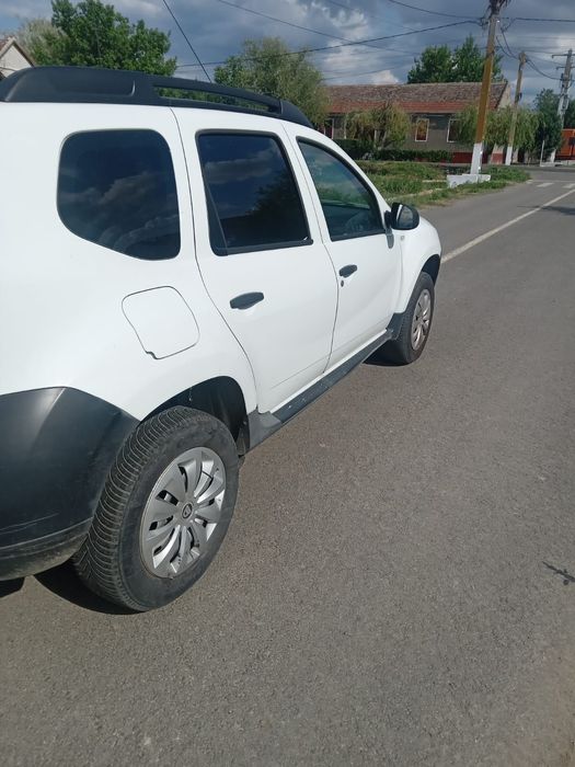 Autoturisme Dacia Duster an fabricație 2012