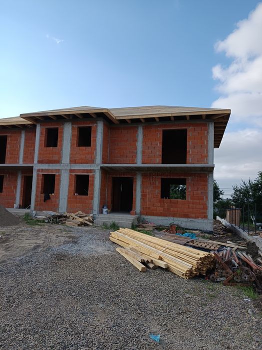 De vânzare duplex Ipotești 137000 euro