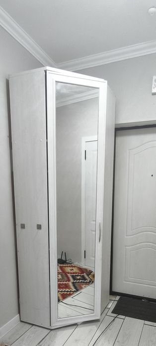 Продается шкаф платяной