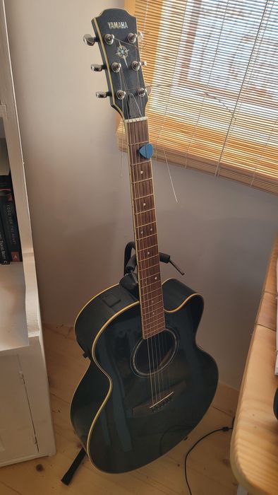 Chitară Yamaha Compass CPX700BL