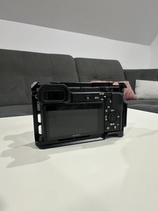 Vand Sony Body a6400 + Accesori