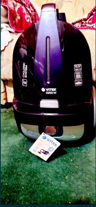 Пылесос Vitek Новый