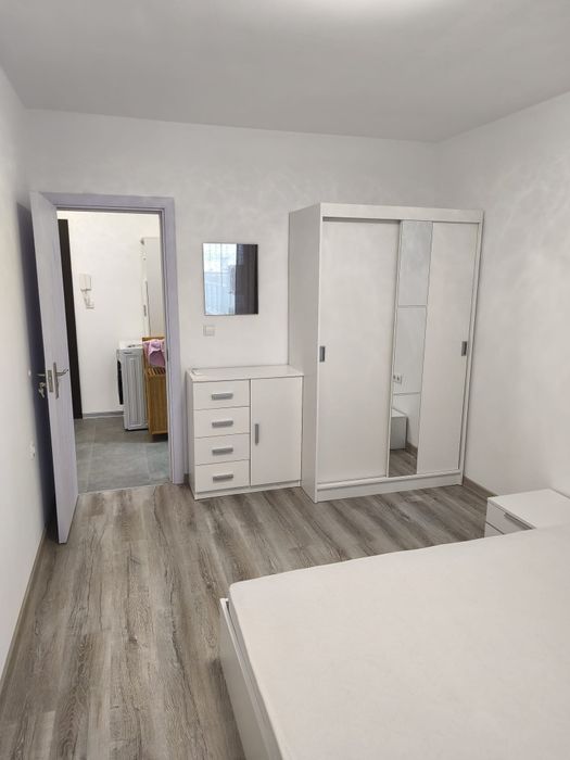 Дава се под наем Двустаен апартамент в Пловдив, Христо Смирненски - 100 кв.м за 548.25 € - Снимка #2