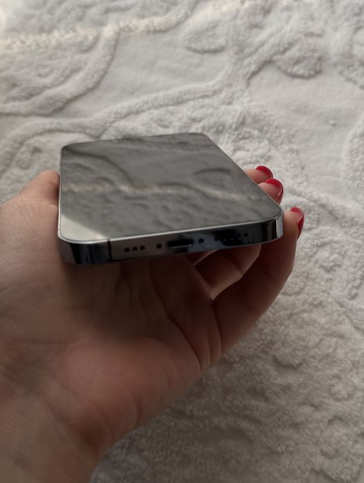 Продам iphone 13 про