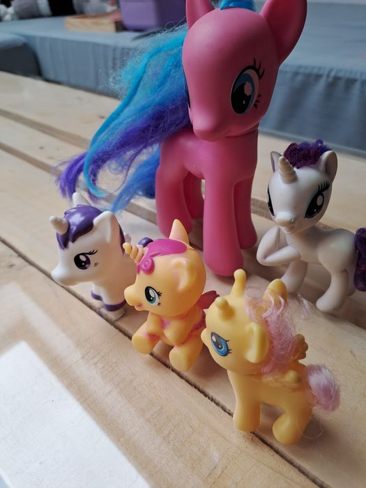 Детски пласмасови играчки-животни,пони.киндер.Пласмасови гребени.