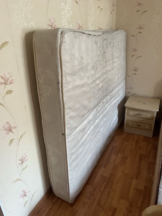 Матрас 200/160см