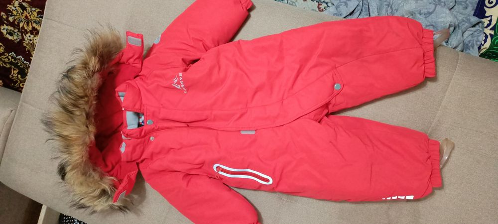 Продам детский зимний комбинезон