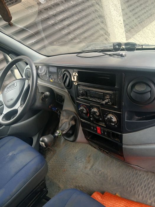Se vinde iveco daily