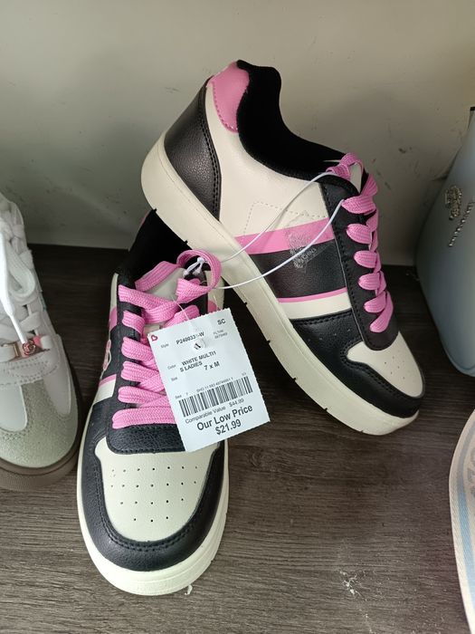 Продам женские красовки, фирменные, орегинал