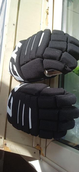 Хоккейные перчатки ccm 4r2