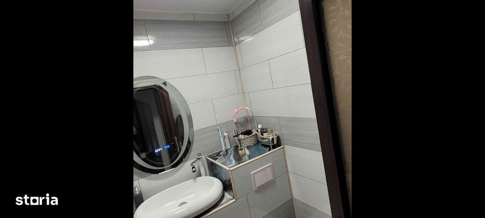 Apartament 2 camere, decomandat, balcon, Bacău, ALEEA Metalurgiei