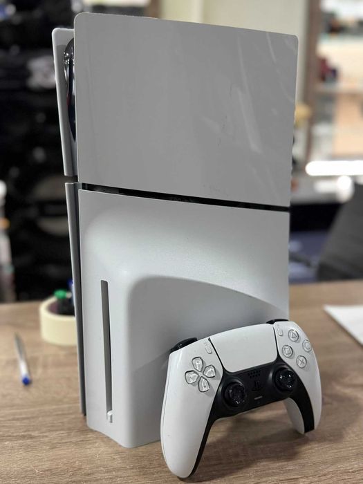 PlayStation 5 Slim 1TB