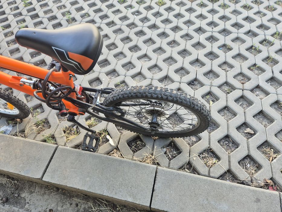 Se vinde Bicicleta copii 20'