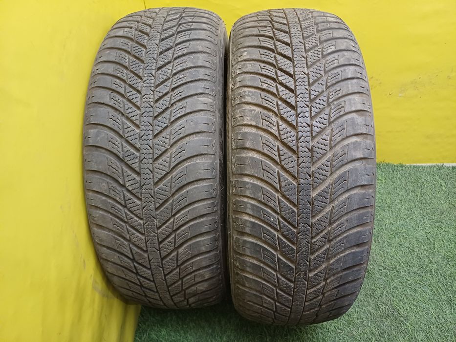Шины 205/60 R15 Nexen пара.