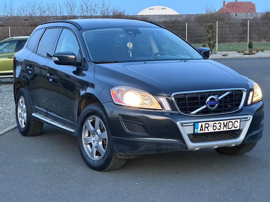 VOLVO XC60 2011