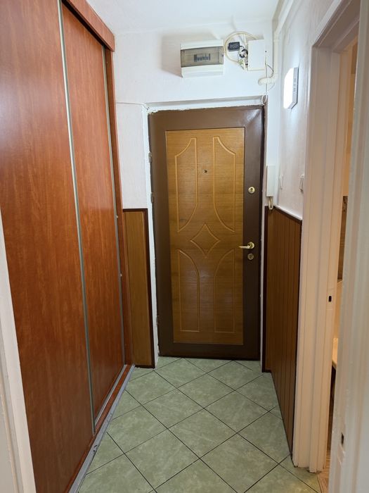 Garsoniera de inchiriat