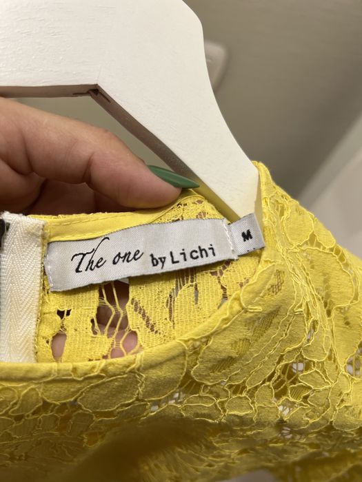 Кружевное платье Lichi