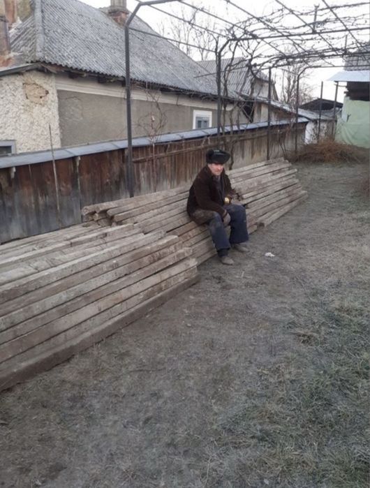 Spalieri din beton armat pentru vie si gard