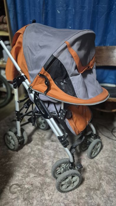 Продам каляски 2