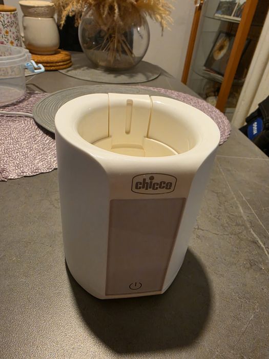 Incalzitor sterilizator biberoane Chicco digital