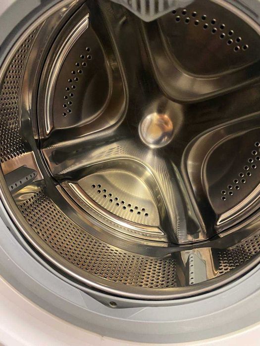 Пералня ELECTROLUX PerfectCare 600