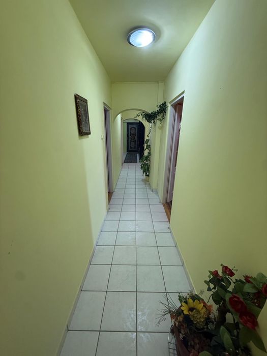 Ofer spre Inchiriere Apartament 4 Camere Zona Micro 17