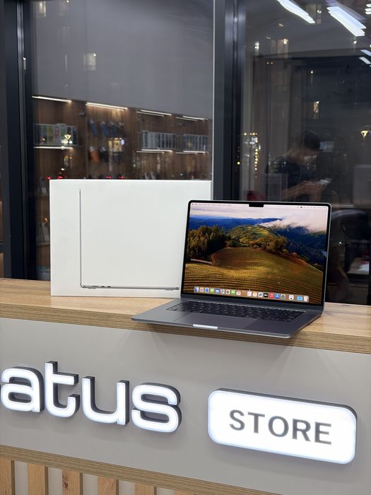 Macbook Air 15 M3 8/256 gb | 99% |