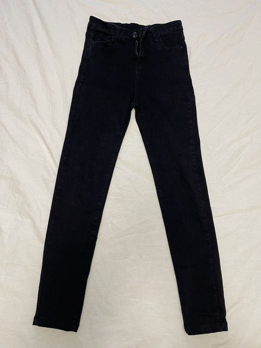 Джинсы с высокой посадкой