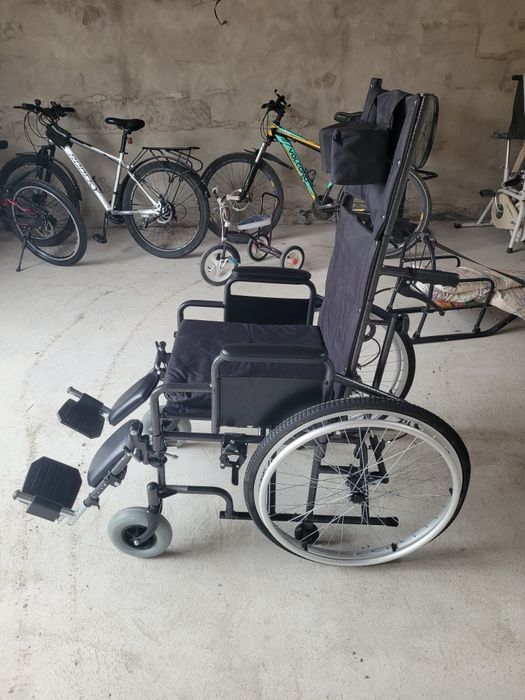Инвалидная коляска