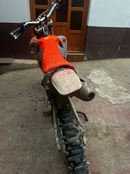 Dezmembrez ktm 400 exc unele. piese compatibile și pe 450-525-250