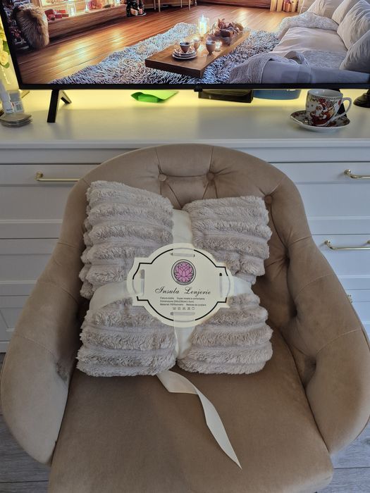 230x200 nuanta delicata de Bej patura design tip Sherpa Cozy & Soft