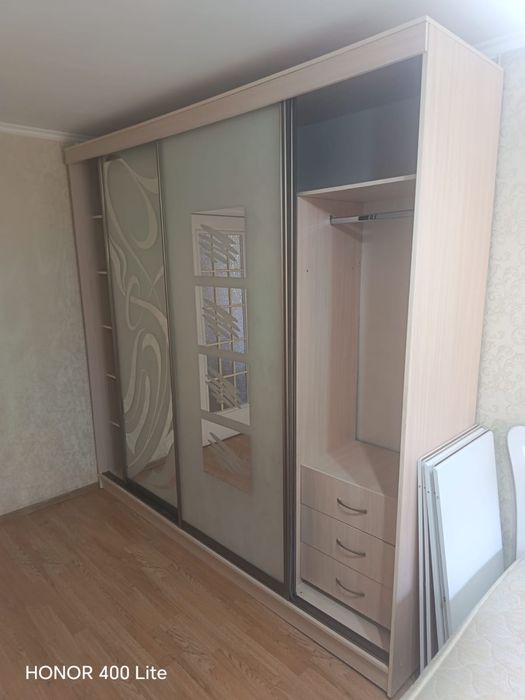 Продам шкаф купе