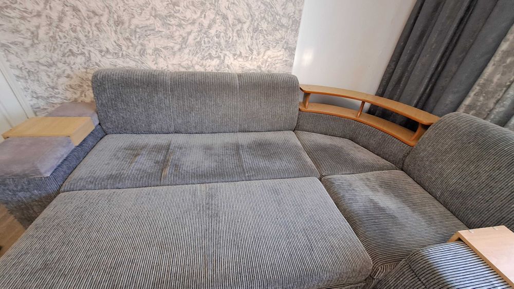 Диван угловой  б/у