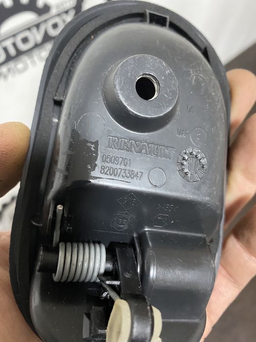 Maner interior dreapta fata Dacia Logan Duster Lodgy Dokker an 12-20
