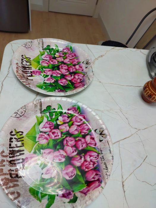 Продаю тарелки для дома