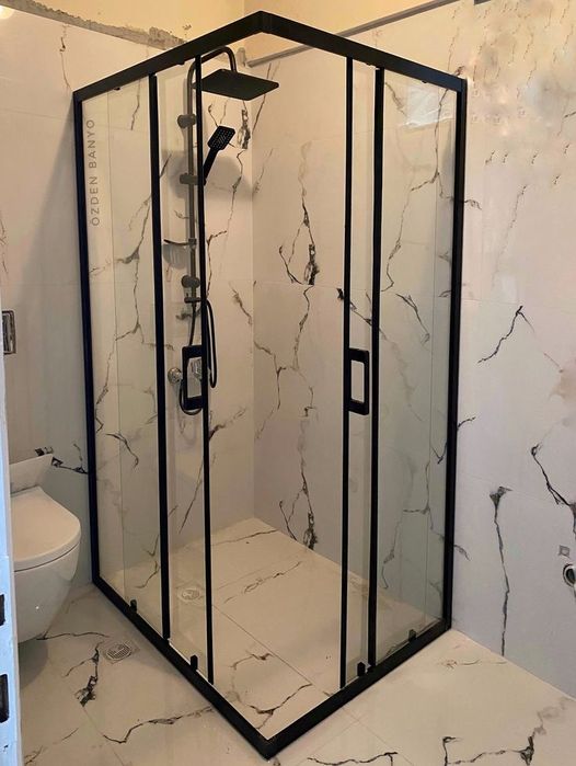 Душевые кабины на заказ из закалённого стекла