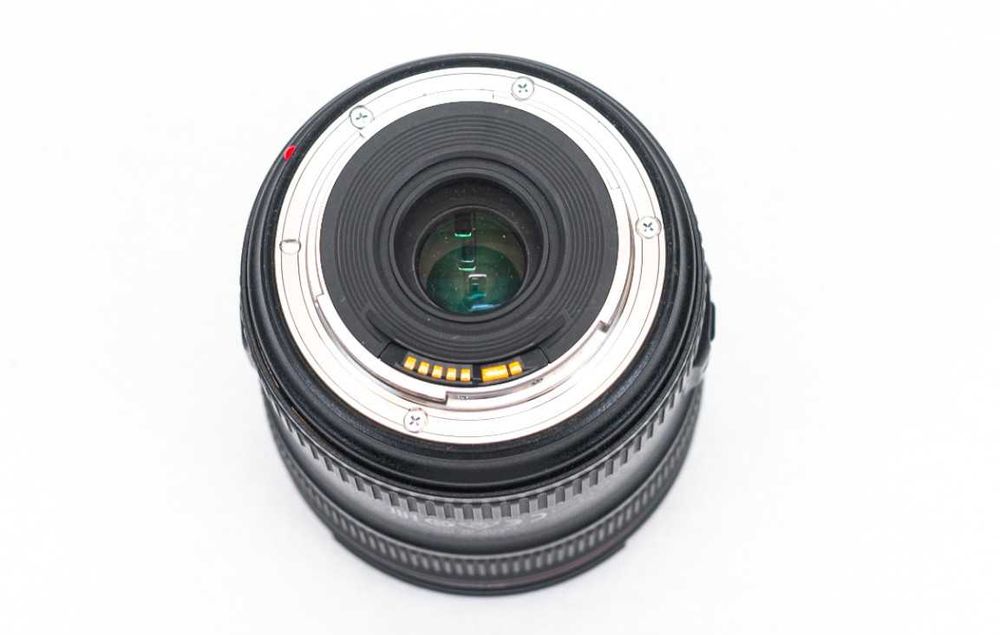 Canon EF 24-70 mm f/4L IS USM - obiectiv foto
