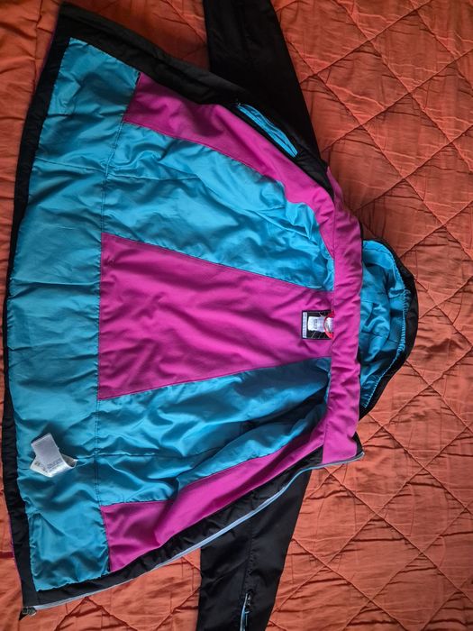 Super Geaca i Decathlon  10-12 ani impermeabila Wedze Decathlon ,