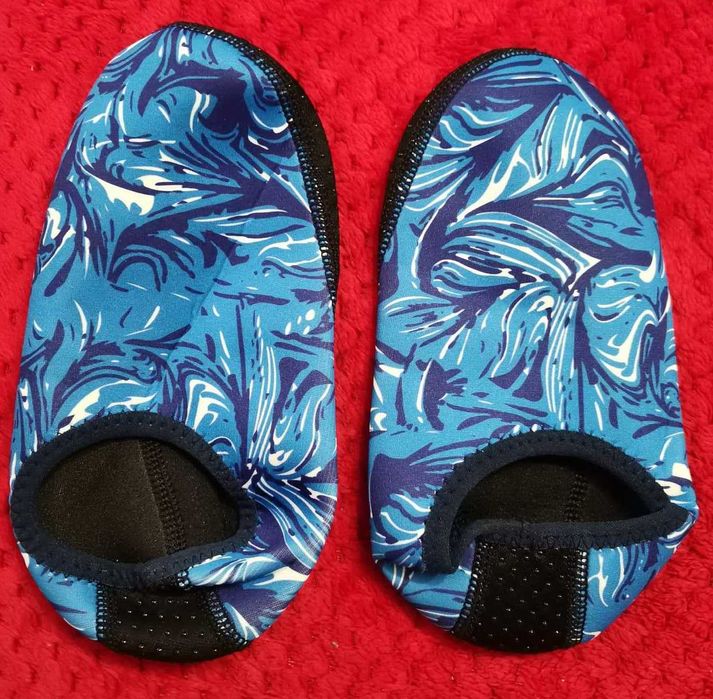 Pantofi de apa, respirabili, uscare rapida, antiderapant, nr. 37, NOU!