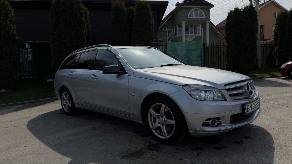 Mercedes C220 CDI W204 Break Automat Navi CarPlay Încălzire Scaune